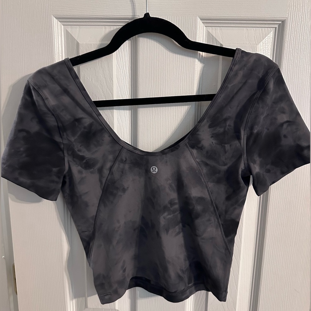 Lululemon align t shirt cropped NWOT